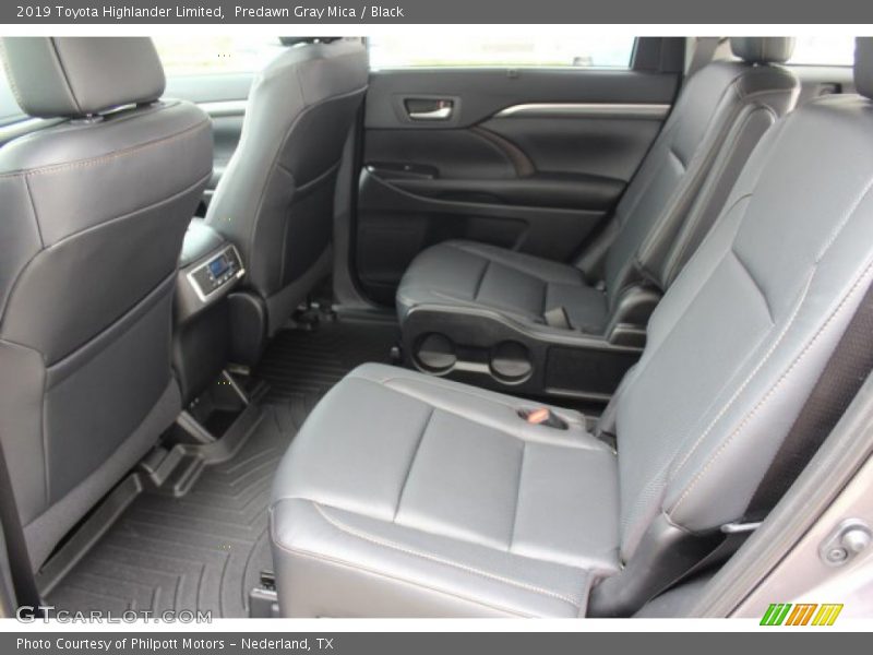 Predawn Gray Mica / Black 2019 Toyota Highlander Limited