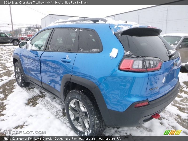 Hydro Blue Pearl / Black 2019 Jeep Cherokee Trailhawk 4x4