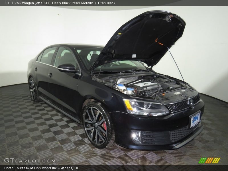 Deep Black Pearl Metallic / Titan Black 2013 Volkswagen Jetta GLI