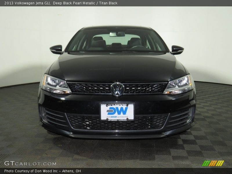Deep Black Pearl Metallic / Titan Black 2013 Volkswagen Jetta GLI