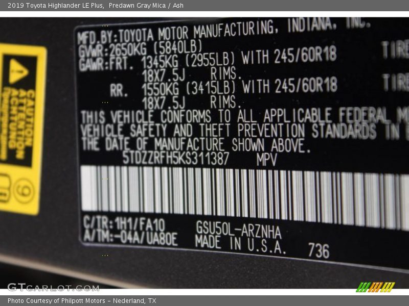 Predawn Gray Mica / Ash 2019 Toyota Highlander LE Plus