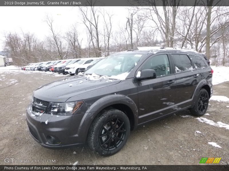 Granite Pearl / Black 2019 Dodge Journey SE