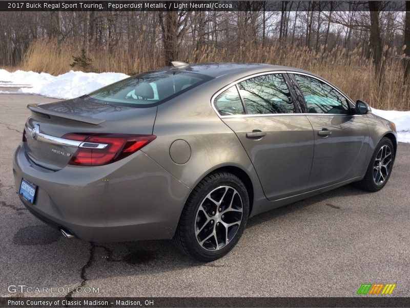Pepperdust Metallic / Light Neutral/Cocoa 2017 Buick Regal Sport Touring