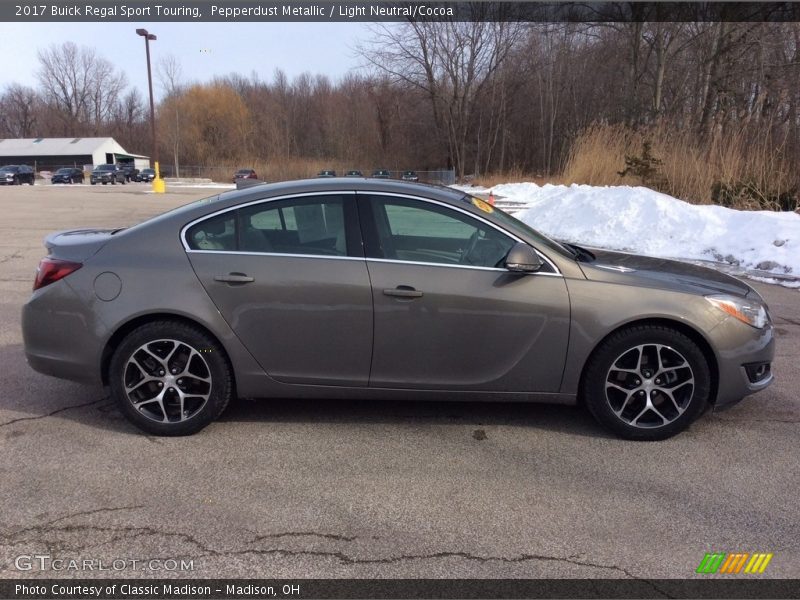 Pepperdust Metallic / Light Neutral/Cocoa 2017 Buick Regal Sport Touring