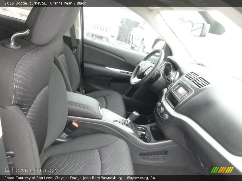 Granite Pearl / Black 2019 Dodge Journey SE