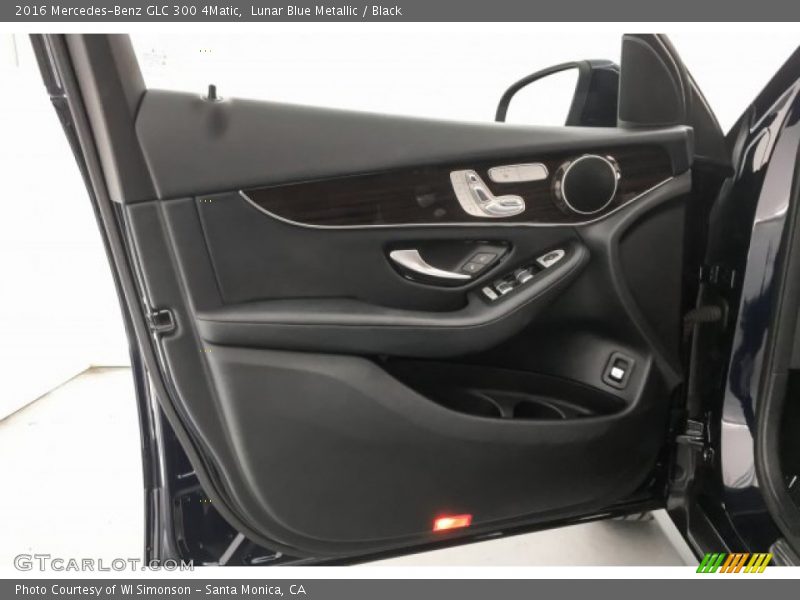 Lunar Blue Metallic / Black 2016 Mercedes-Benz GLC 300 4Matic