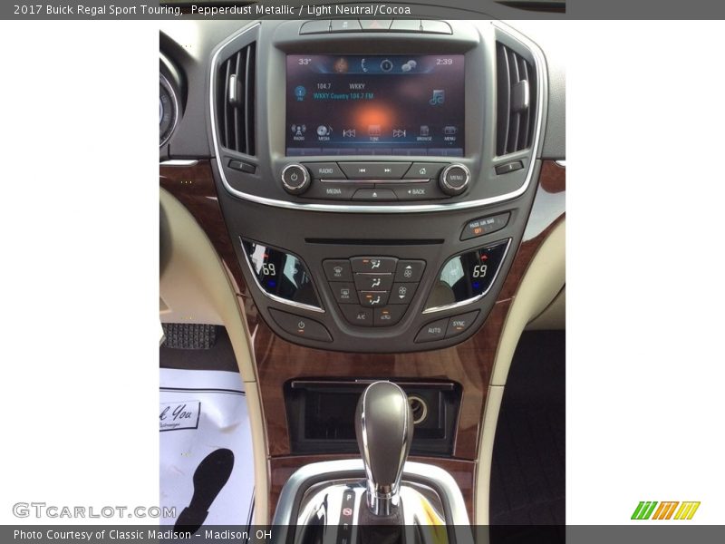 Pepperdust Metallic / Light Neutral/Cocoa 2017 Buick Regal Sport Touring