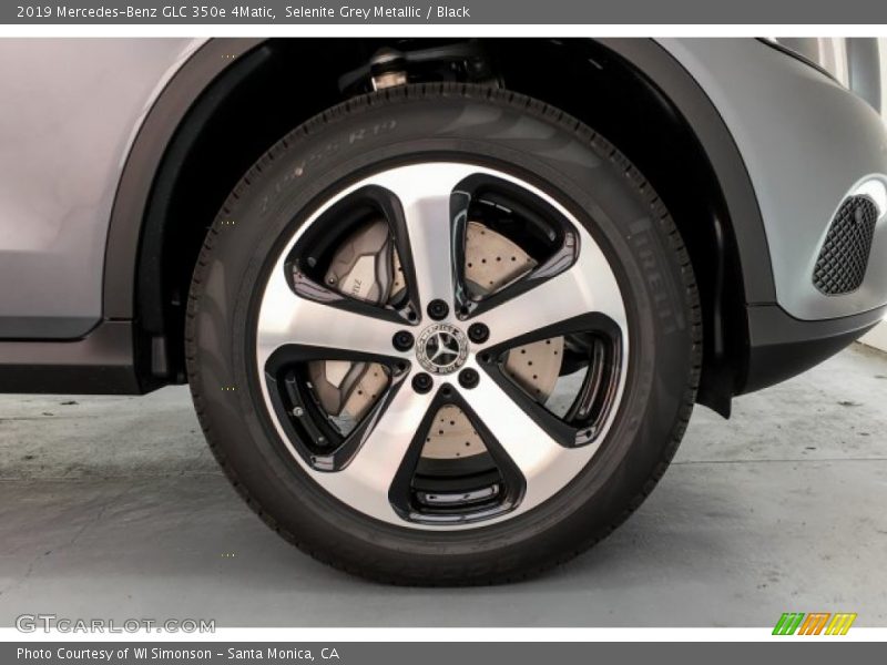 Selenite Grey Metallic / Black 2019 Mercedes-Benz GLC 350e 4Matic