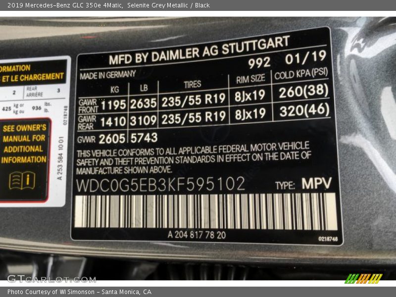 Selenite Grey Metallic / Black 2019 Mercedes-Benz GLC 350e 4Matic