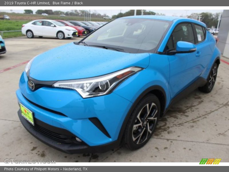 Front 3/4 View of 2019 C-HR Limited