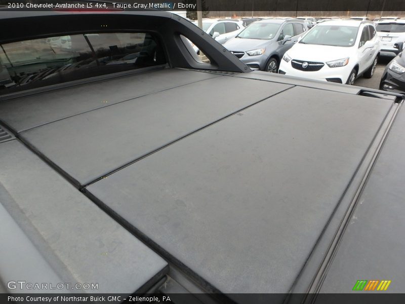 Taupe Gray Metallic / Ebony 2010 Chevrolet Avalanche LS 4x4