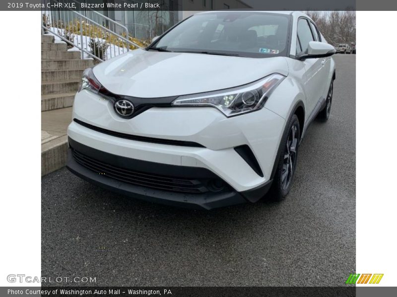 Blizzard White Pearl / Black 2019 Toyota C-HR XLE