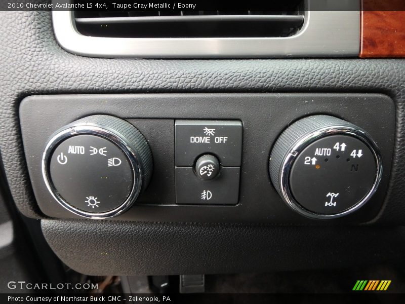 Taupe Gray Metallic / Ebony 2010 Chevrolet Avalanche LS 4x4