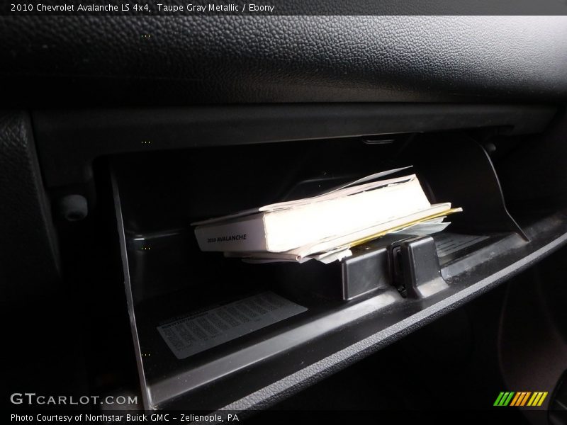 Taupe Gray Metallic / Ebony 2010 Chevrolet Avalanche LS 4x4