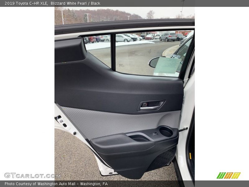 Blizzard White Pearl / Black 2019 Toyota C-HR XLE