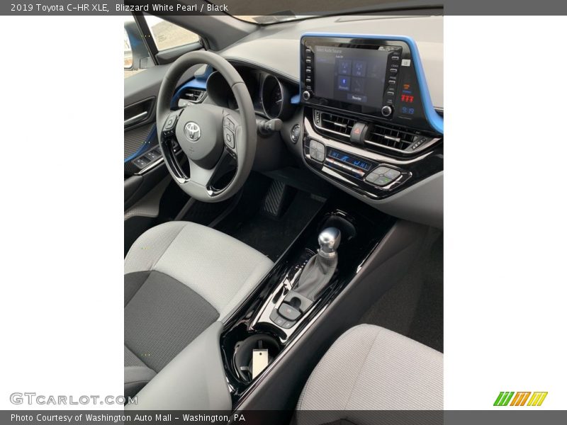 Blizzard White Pearl / Black 2019 Toyota C-HR XLE