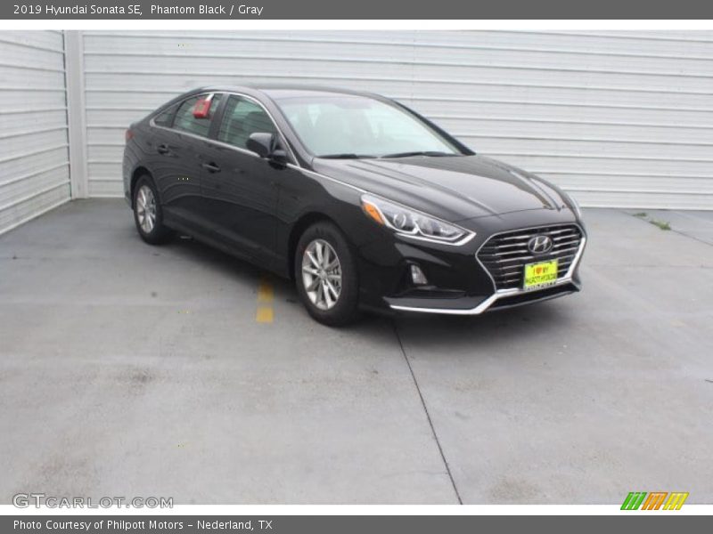 Phantom Black / Gray 2019 Hyundai Sonata SE
