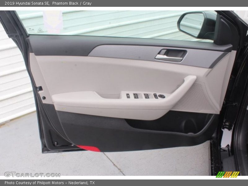 Phantom Black / Gray 2019 Hyundai Sonata SE