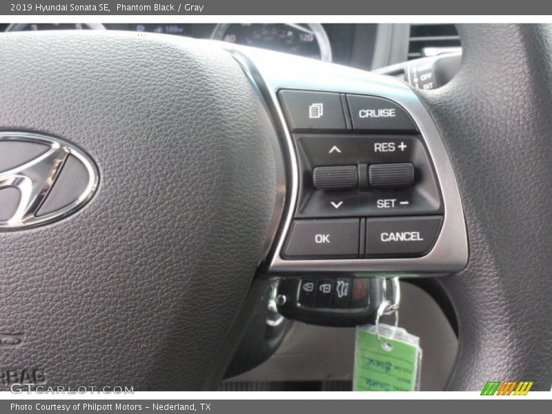 Phantom Black / Gray 2019 Hyundai Sonata SE