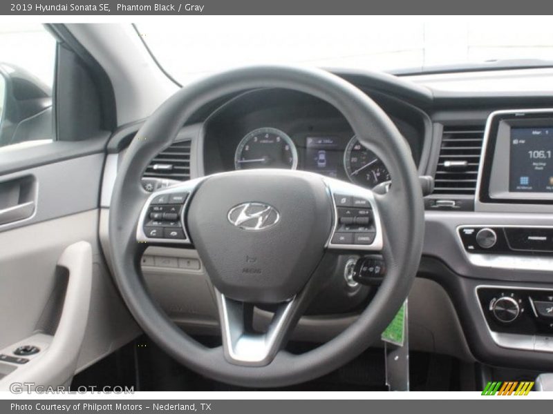 Phantom Black / Gray 2019 Hyundai Sonata SE