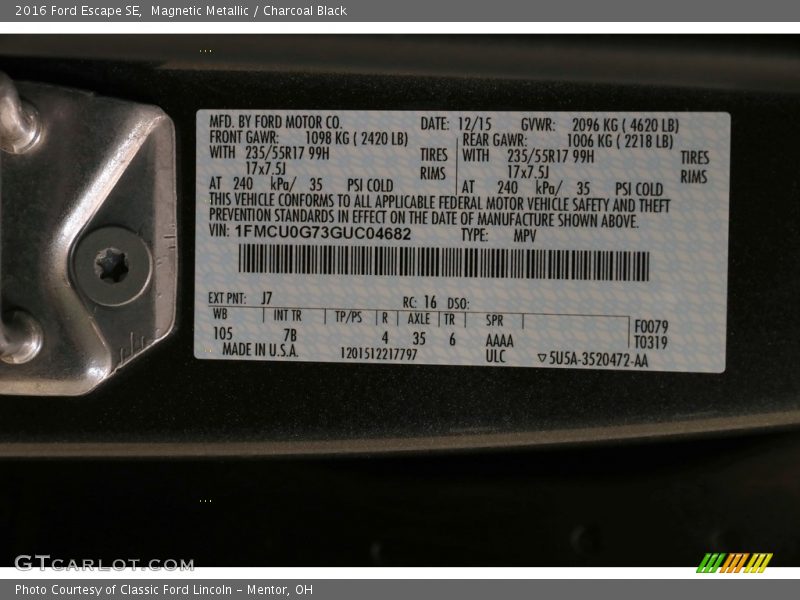 Magnetic Metallic / Charcoal Black 2016 Ford Escape SE