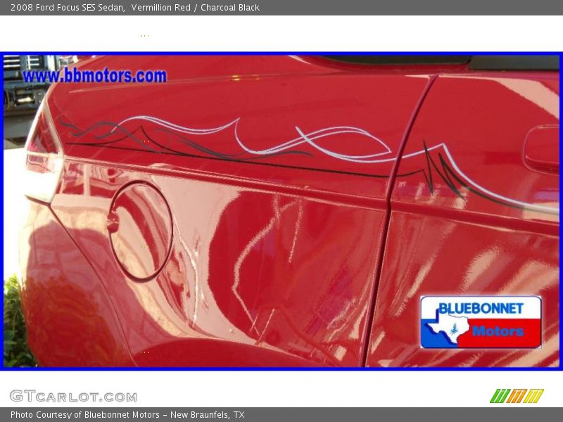 Vermillion Red / Charcoal Black 2008 Ford Focus SES Sedan