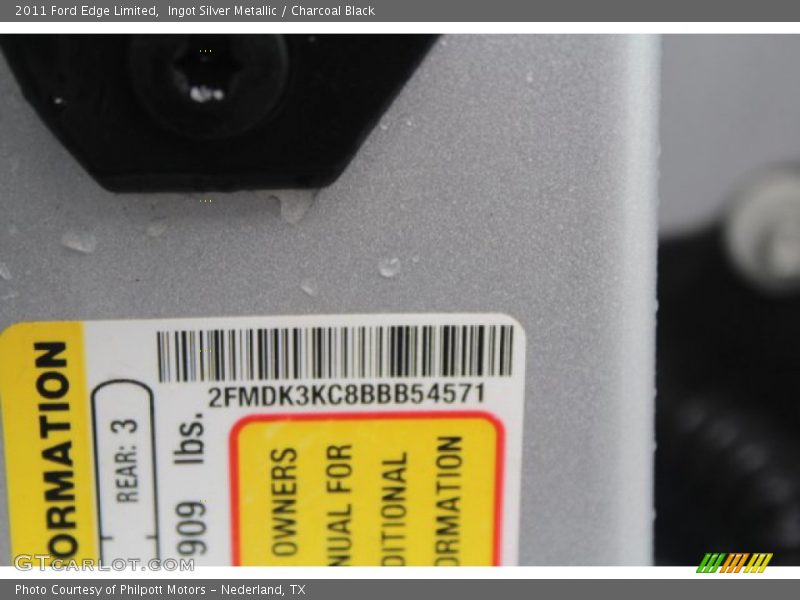 Ingot Silver Metallic / Charcoal Black 2011 Ford Edge Limited