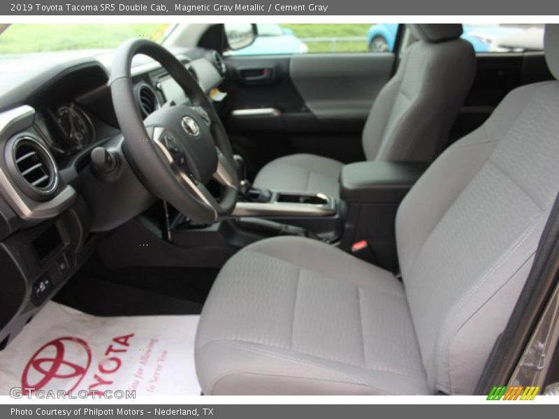 Magnetic Gray Metallic / Cement Gray 2019 Toyota Tacoma SR5 Double Cab
