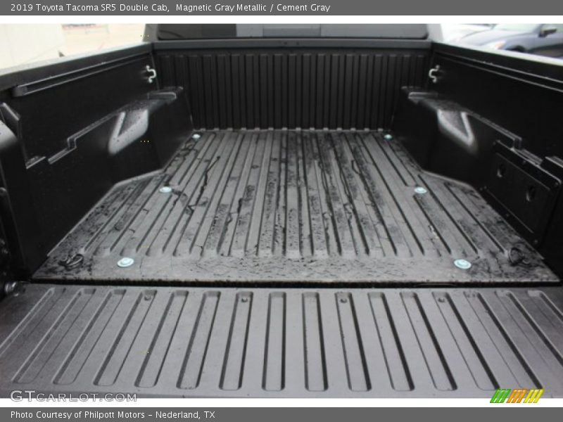 Magnetic Gray Metallic / Cement Gray 2019 Toyota Tacoma SR5 Double Cab