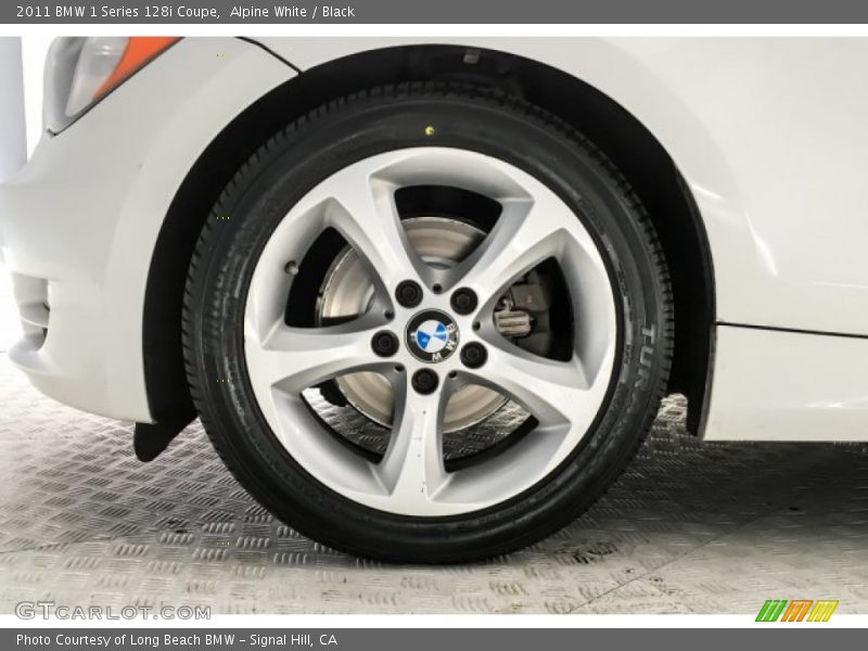 Alpine White / Black 2011 BMW 1 Series 128i Coupe