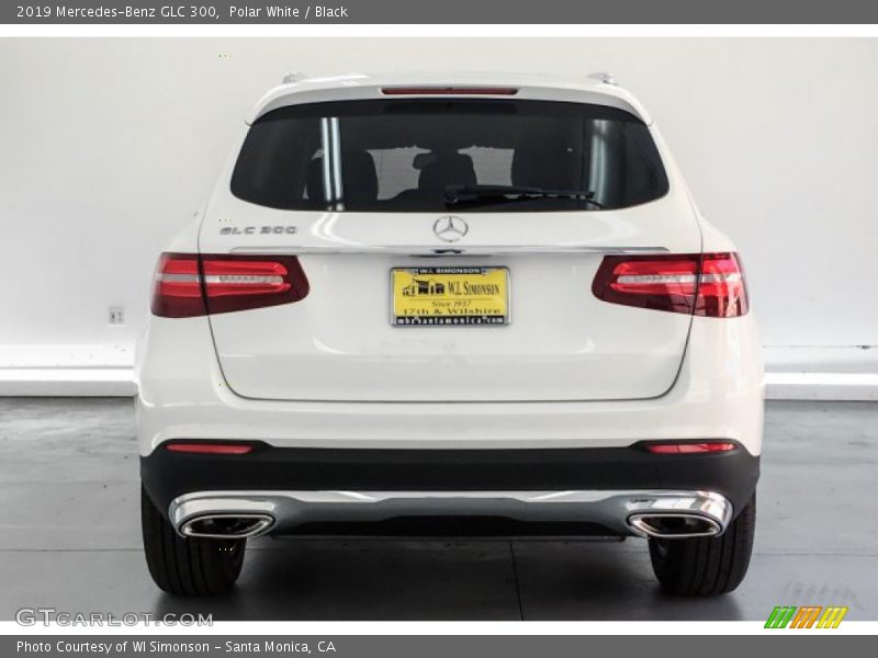 Polar White / Black 2019 Mercedes-Benz GLC 300