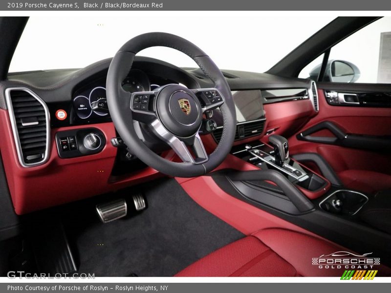 Black / Black/Bordeaux Red 2019 Porsche Cayenne S