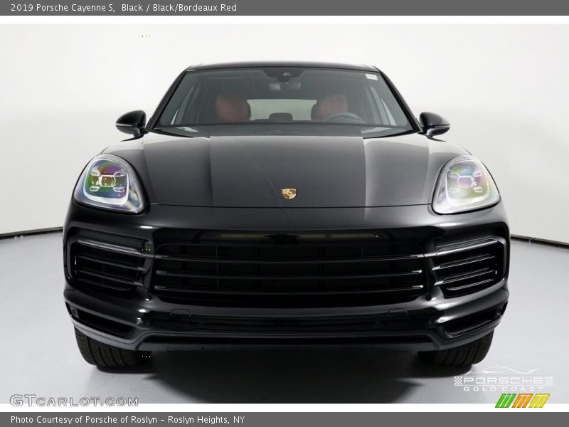 Black / Black/Bordeaux Red 2019 Porsche Cayenne S