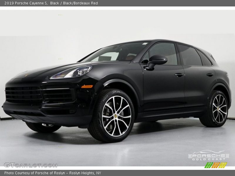 Black / Black/Bordeaux Red 2019 Porsche Cayenne S