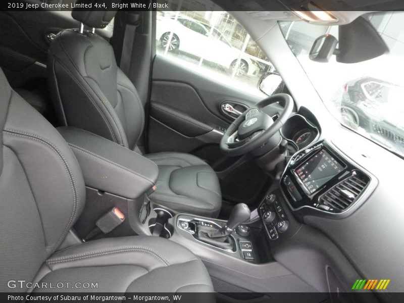Bright White / Black 2019 Jeep Cherokee Limited 4x4