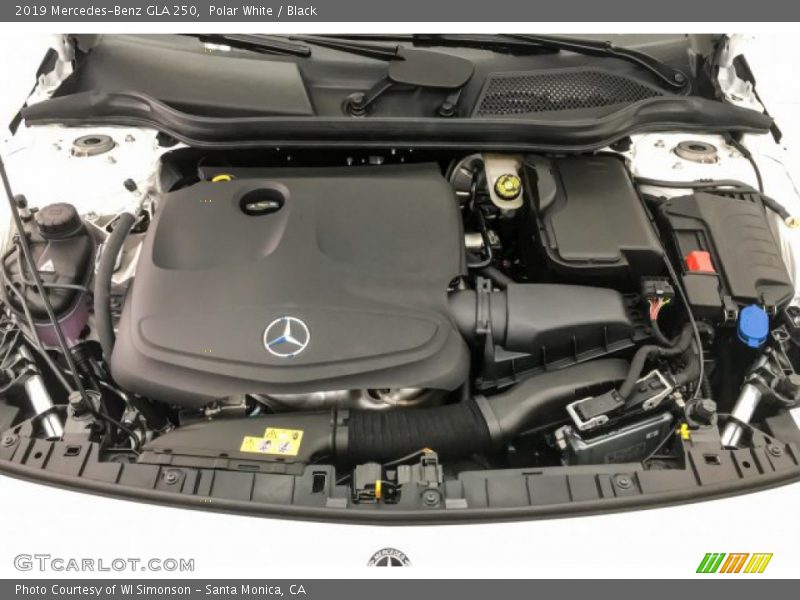 Polar White / Black 2019 Mercedes-Benz GLA 250