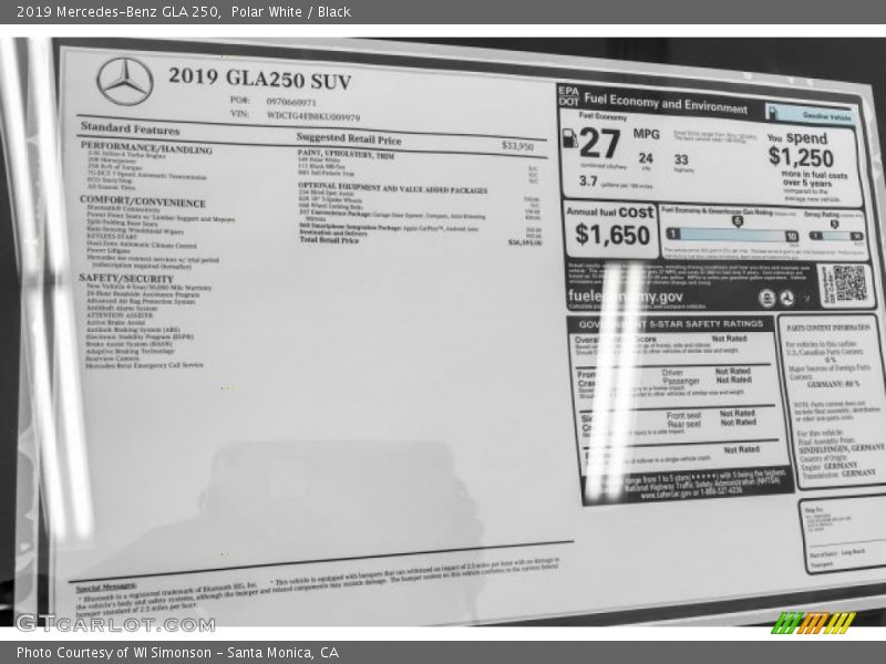 Polar White / Black 2019 Mercedes-Benz GLA 250