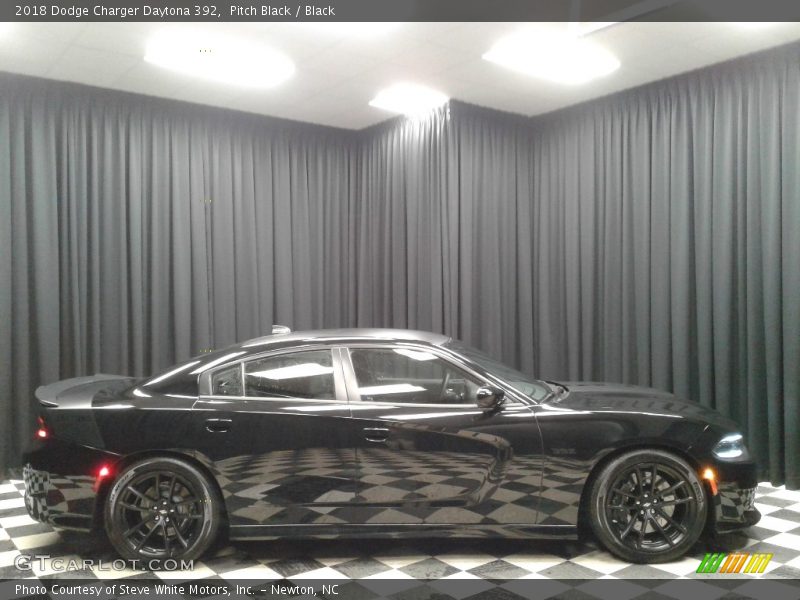 Pitch Black / Black 2018 Dodge Charger Daytona 392