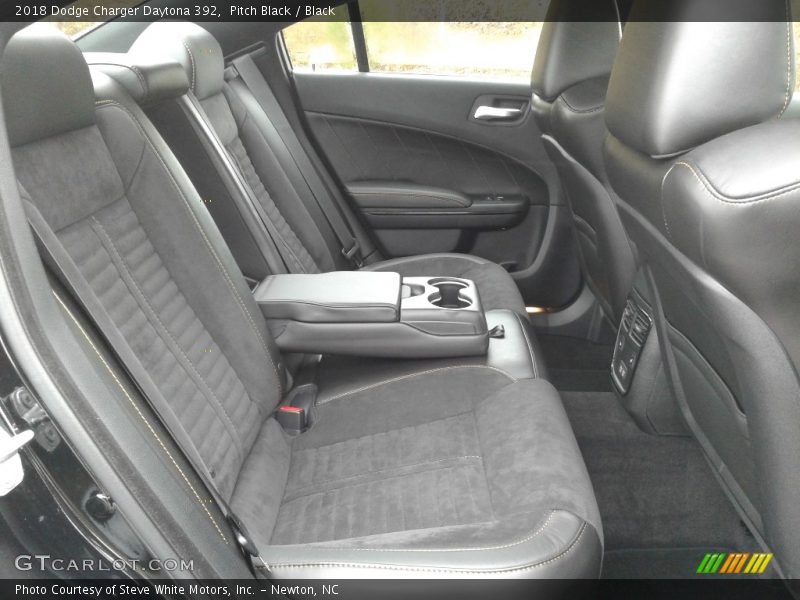 Pitch Black / Black 2018 Dodge Charger Daytona 392