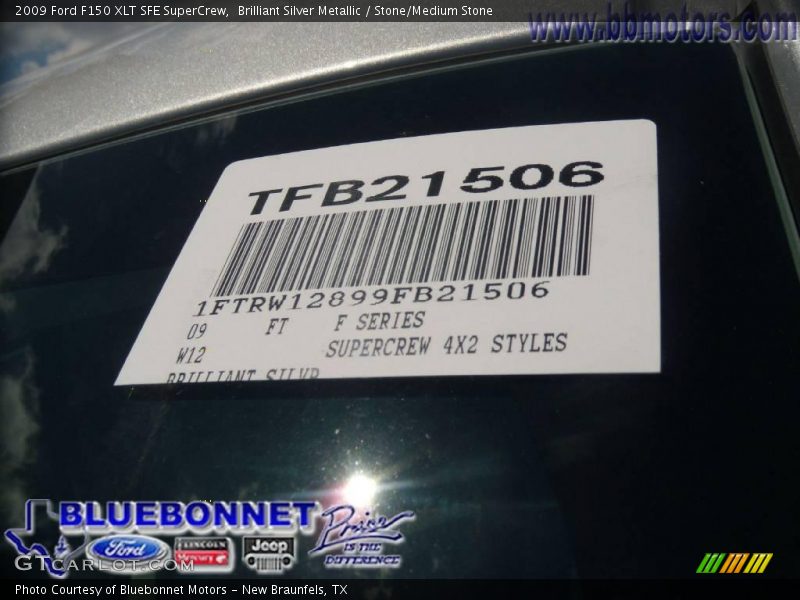 Brilliant Silver Metallic / Stone/Medium Stone 2009 Ford F150 XLT SFE SuperCrew
