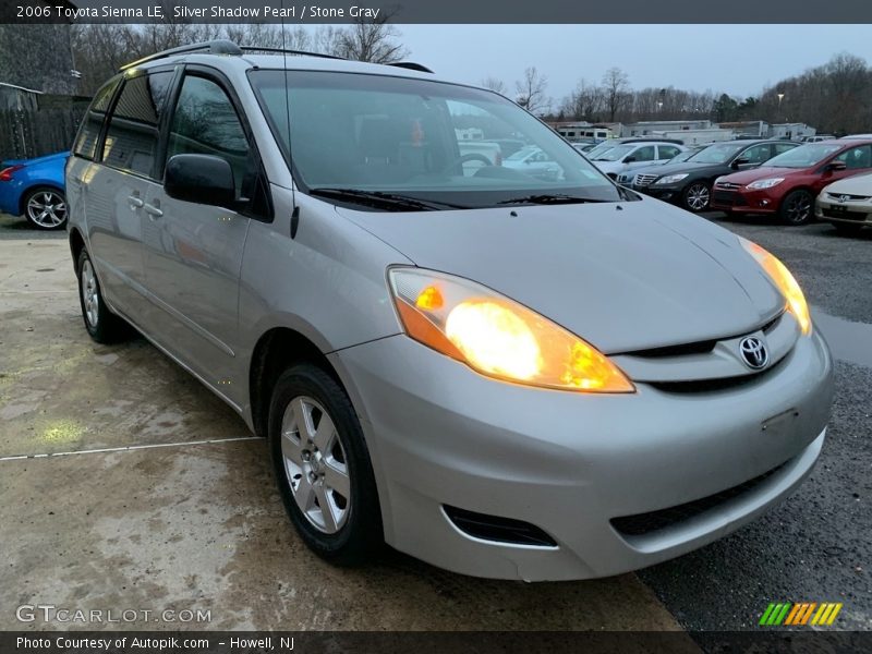 Silver Shadow Pearl / Stone Gray 2006 Toyota Sienna LE