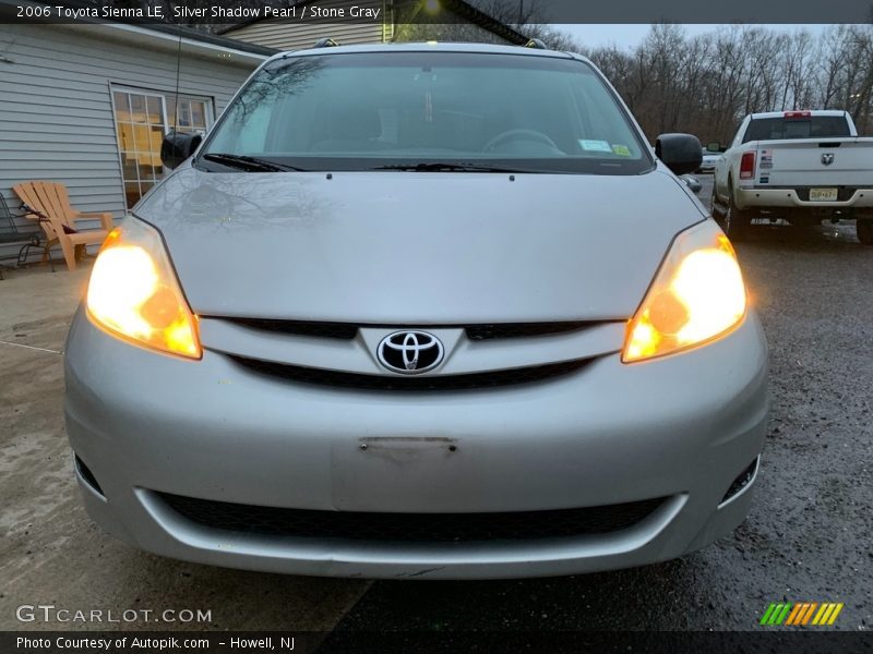 Silver Shadow Pearl / Stone Gray 2006 Toyota Sienna LE