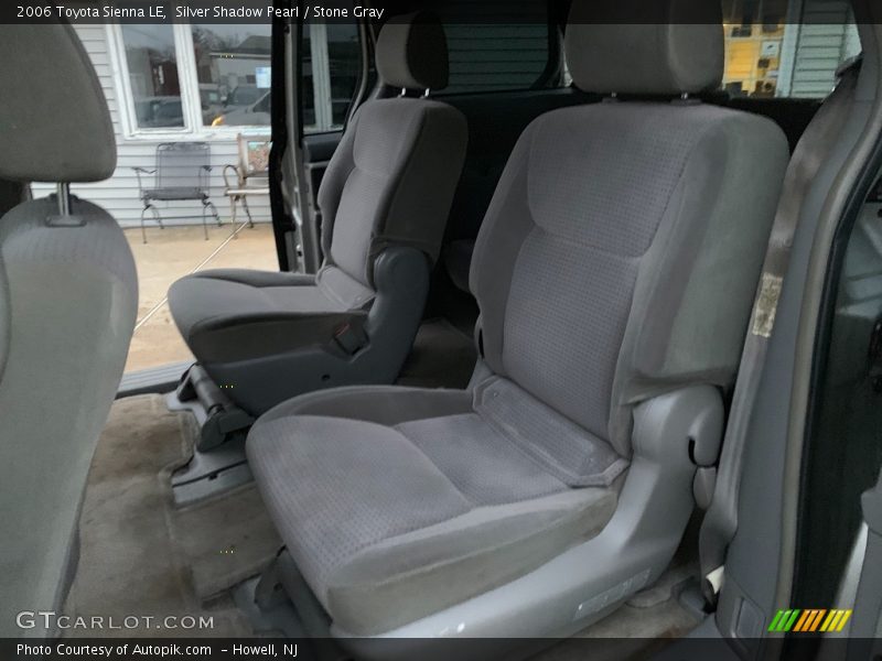 Silver Shadow Pearl / Stone Gray 2006 Toyota Sienna LE