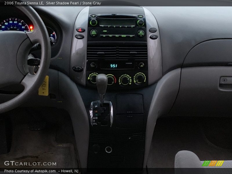Silver Shadow Pearl / Stone Gray 2006 Toyota Sienna LE