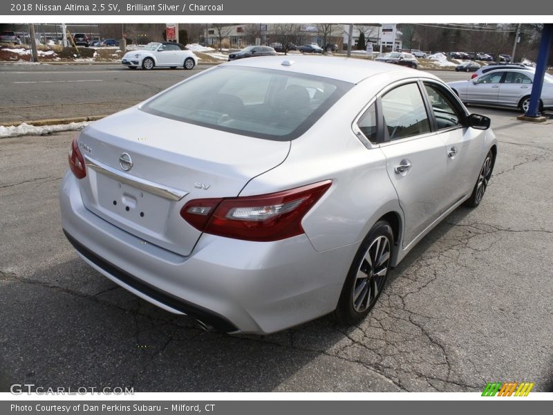 Brilliant Silver / Charcoal 2018 Nissan Altima 2.5 SV
