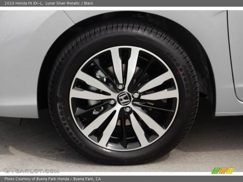 Lunar Silver Metallic / Black 2019 Honda Fit EX-L