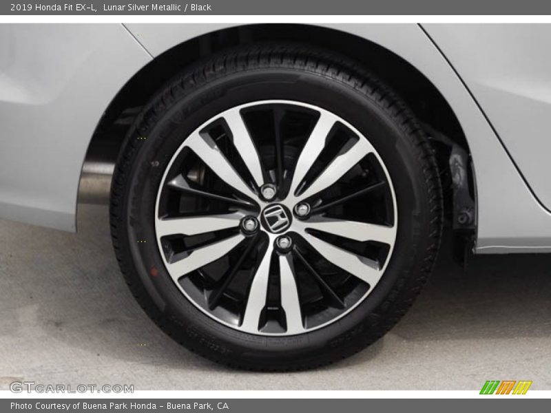 Lunar Silver Metallic / Black 2019 Honda Fit EX-L