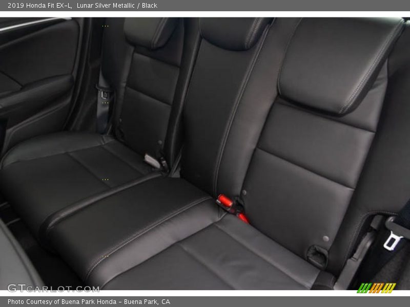 Lunar Silver Metallic / Black 2019 Honda Fit EX-L