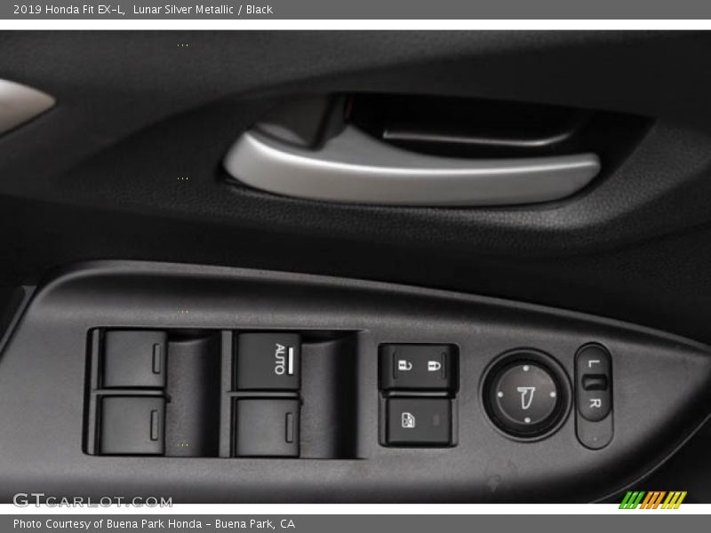 Lunar Silver Metallic / Black 2019 Honda Fit EX-L