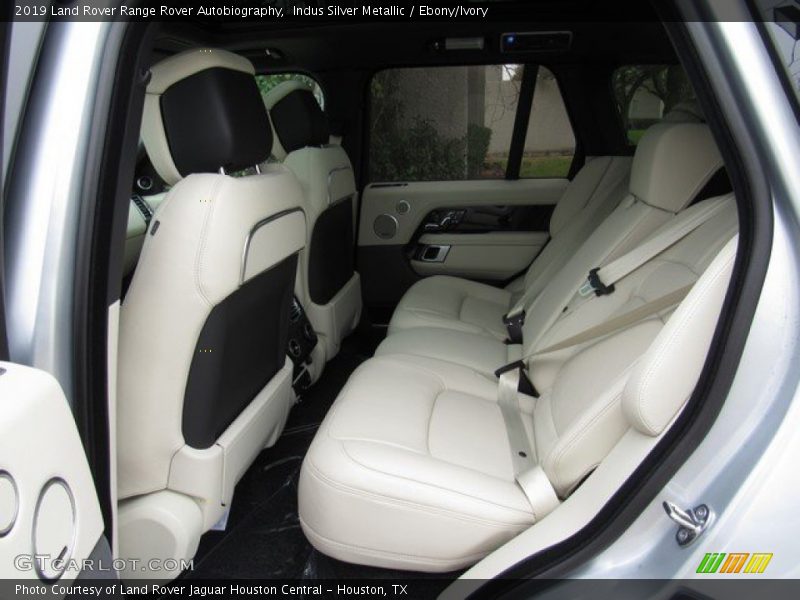 Indus Silver Metallic / Ebony/Ivory 2019 Land Rover Range Rover Autobiography
